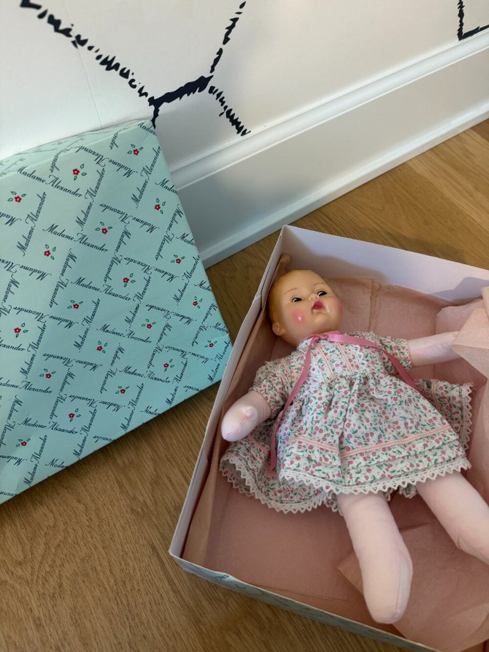 Madame Alexander Doll - NIB - Pink Blossom Huggums 28625